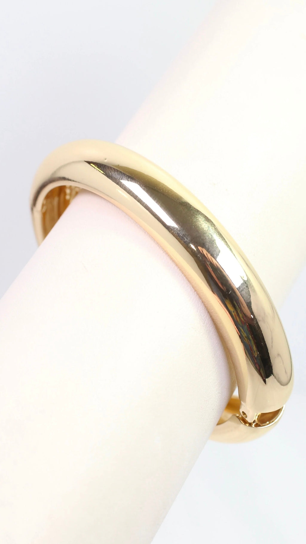 The Classic Bangle